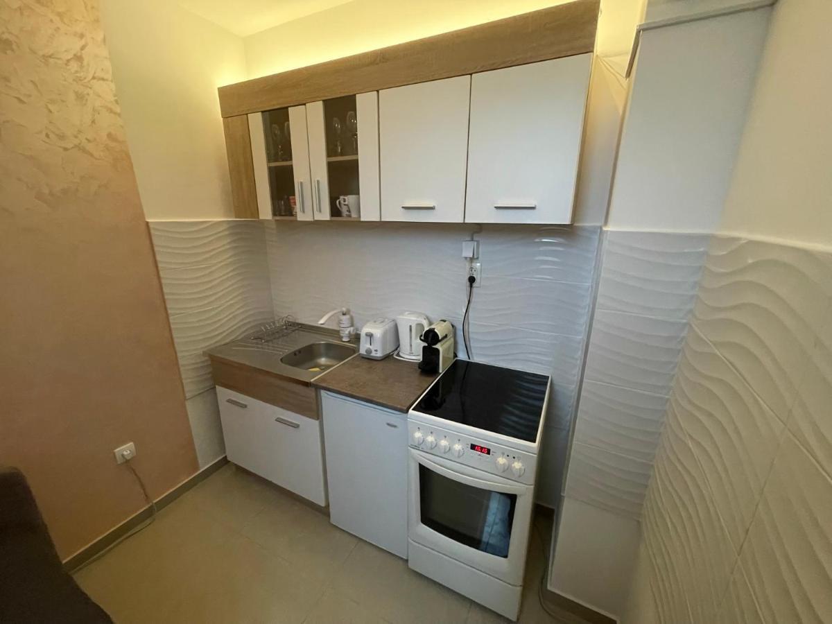 Apartman 1 Sremska Mitrovica Exterior photo